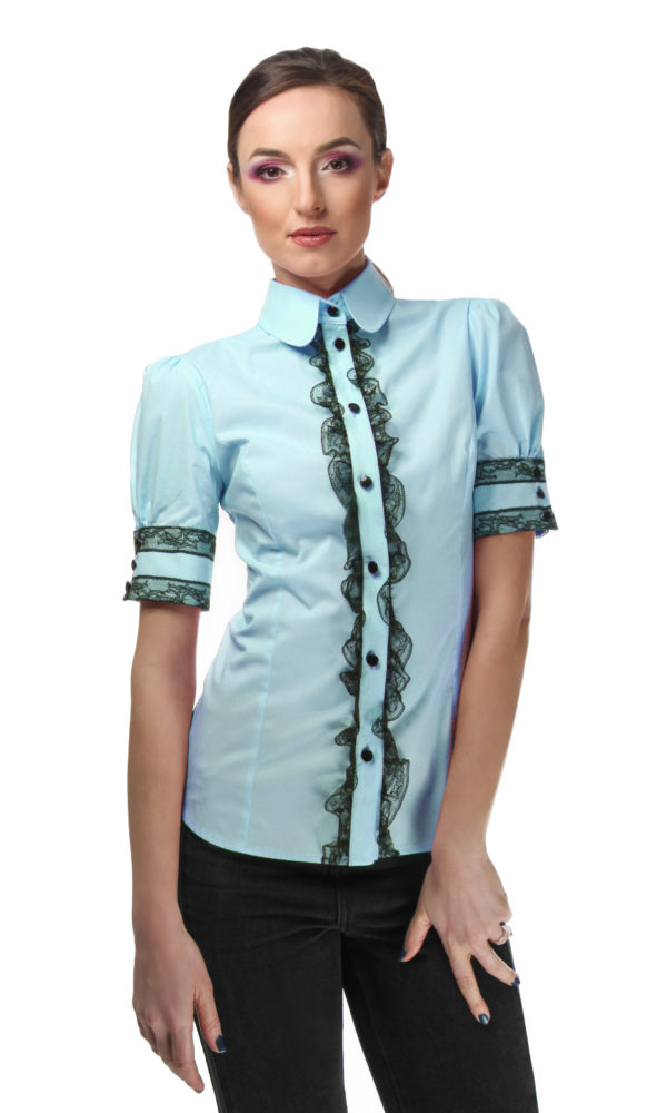 camasa albastra cu dantela neagra